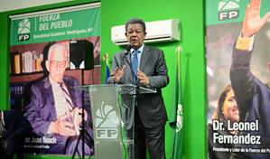 Leonel Fernández afirma que falla eléctrica en el AILA es un desprestigio internacional para RD