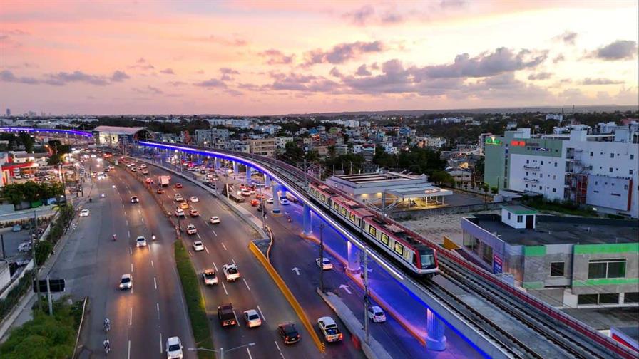 Línea 2C del Metro de Santo Domingo se ilumina durante otra prueba dinámica
