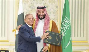 Acuerdo de defensa: Pakistán extiende su paraguas nuclear a Arabia Saudita