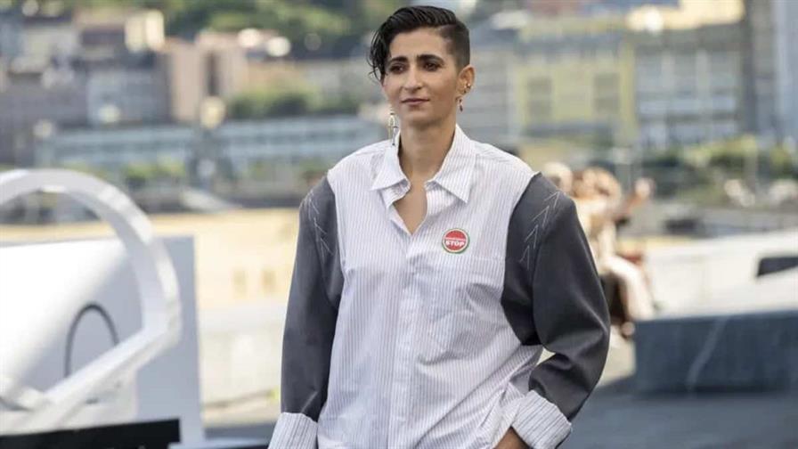 Alba Flores homenajea en San Sebastián a su padre, Antonio Flores, a 30 años de su muerte Alba Flores homenajea en San Sebastián a su padre, Antonio Flores, a 30 años de su muerte