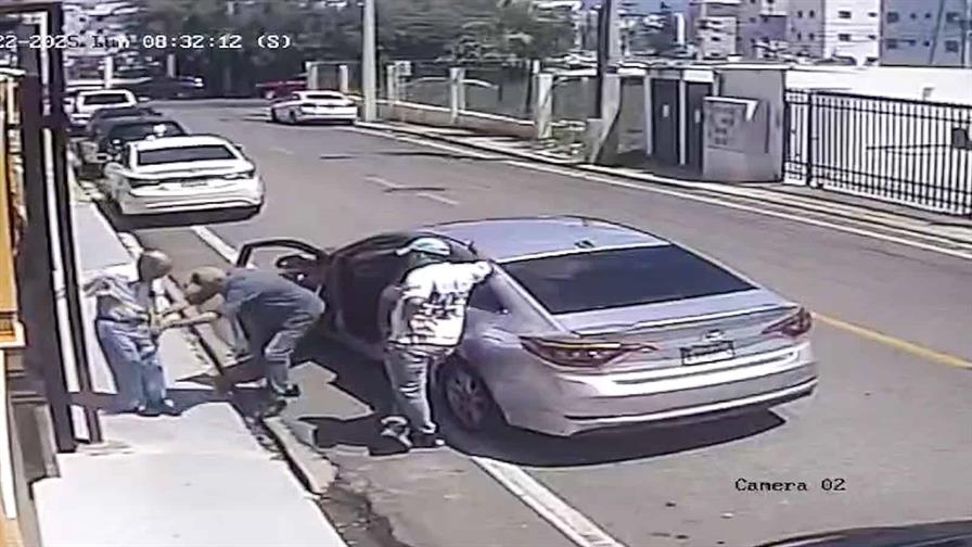 Adulto mayor cuenta cómo fue asaltado y agredido en Santiago