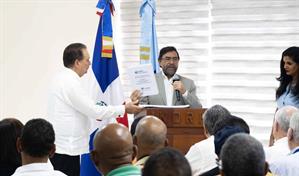 Autoridades presentan estudios y diseño de la presa de Joca