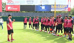 Gigantes del Cibao inician sus entrenamientos con 45 jugadores