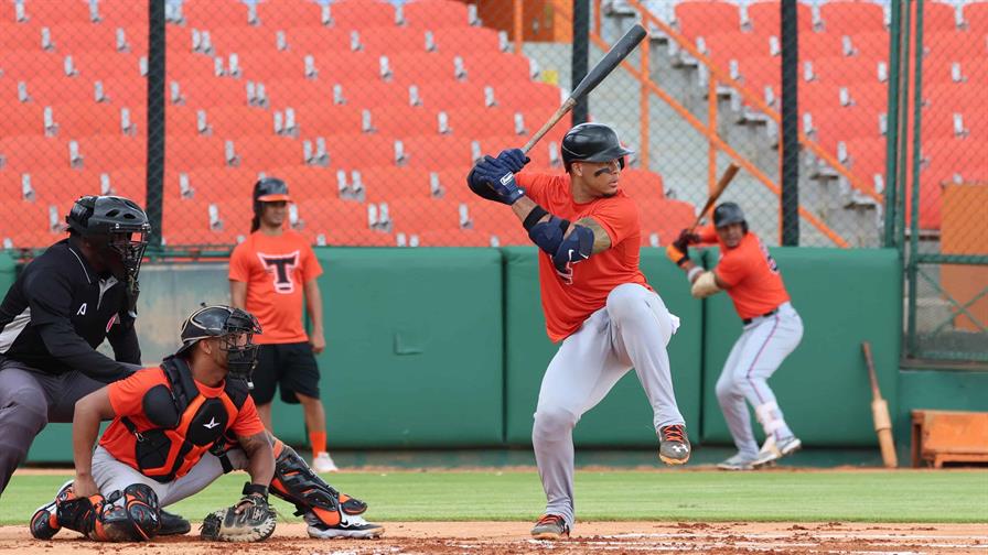 Toros reciben integraciones en segunda semana de entrenamientos