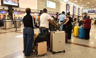 La fiebre del Cl&aacute;sico Mundial de B&eacute;isbol llena los vuelos de RD hacia Miami