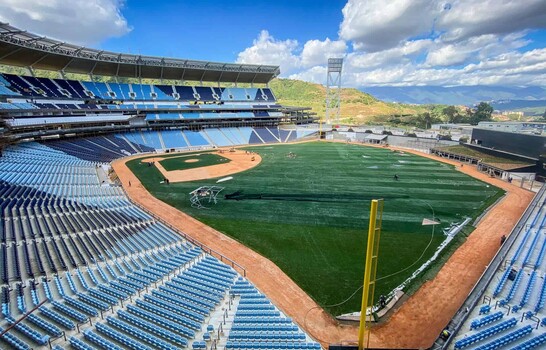 Caracas quiere entrar a pelea por el Cl&aacute;sico
