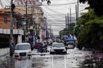 Acumulados de lluvias superan los 180 milímetros en el este del país por vaguada y onda tropical