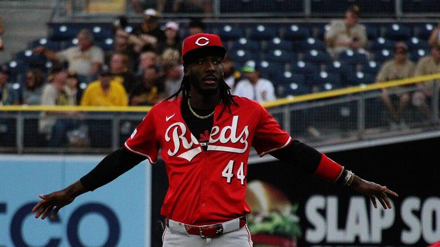 Elly de la Cruz se sacude del slump tras ser bajado en la alineación de bateo de Cincinnati Elly de la Cruz se sacude del slump tras ser bajado en la alineación de bateo de Cincinnati