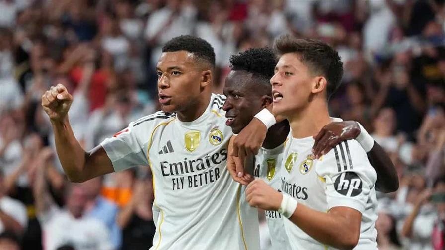 Real Madrid vence al Levante con doblete de Mbappé y estreno goleador de Mastantuono