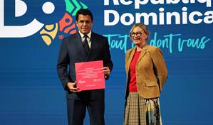 David Collado insta a agentes turísticos de Francia a promover a RD como un destino seguro