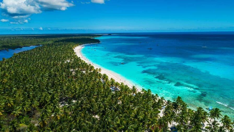 Destinos que cuidan: cinco escapadas donde la naturaleza manda