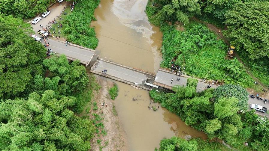 Sorpresa en Monte Plata por desplome de puente que conectaba Don Juan y Yamasá