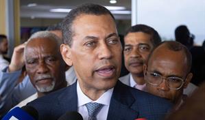 Guido Gómez Mazara cuestiona métodos de la oposición para atacar al Gobierno