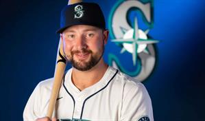 Cal Raleigh, el receptor ambidextro que logra una campaña impensable de 60 jonrones