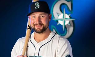 Cal Raleigh, el receptor ambidextro que logra una campaña impensable de 60 jonrones