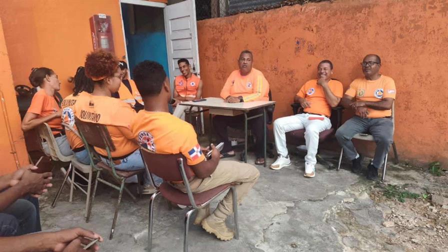 Defensa Civil se prepara ante el paso de onda tropical y llama a la población a mantenerse atenta