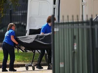 Tirador ataca las instalaciones del ICE en Dallas y mata a un detenido