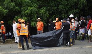 Un muerto por desplome de puente que conecta comunidades Yamasá y Don Juan