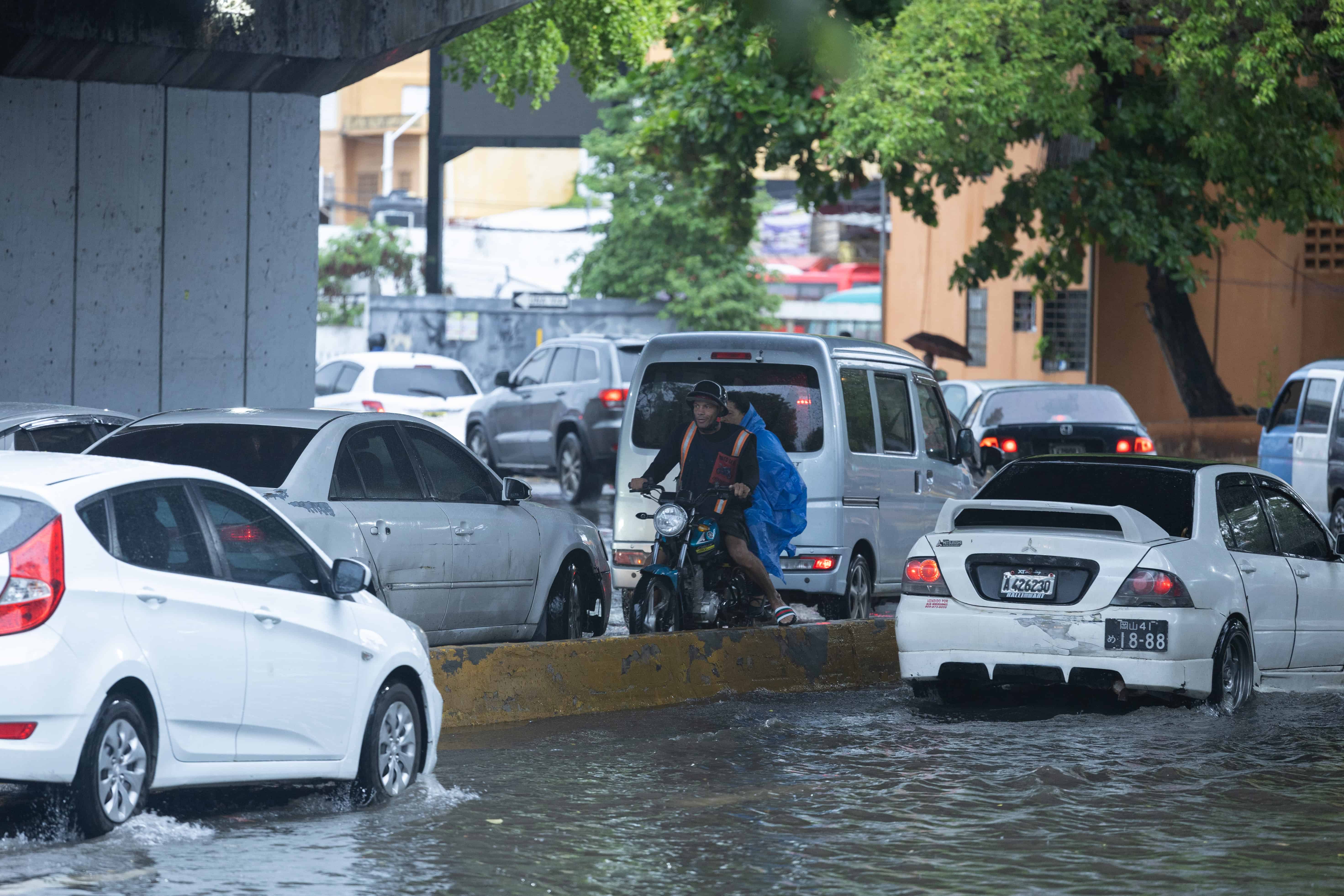 Avenida San Martín debajo del puente del Quinto Centenario, en el Distrito Nacional.
