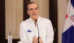 Luis Abinader hace un llamado a seguir recomendaciones oficiales por fuertes lluvias