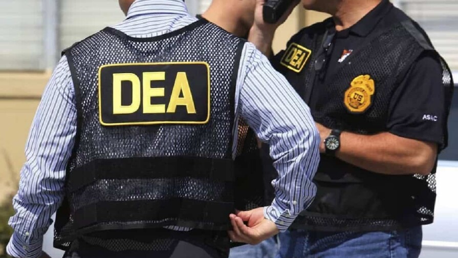 Exjefe de la DEA en RD fue dejado en libertad bajo palabra y se enfrenta a dos cargos federales Exjefe de la DEA en RD fue dejado en libertad bajo palabra y se enfrenta a dos cargos federales