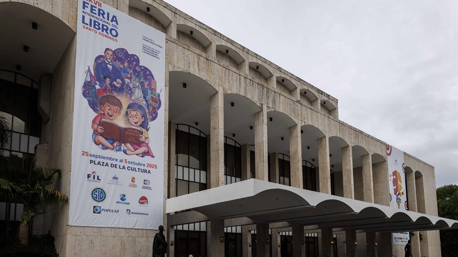 Feria del Libro suspende actividades de este viernes por las condiciones meteorológicas