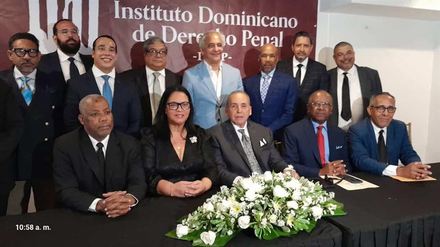 Grupo de abogados relanza el instituto Dominicano de Derecho Penal