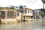 Otra lluvia, otra inundación en el sector Arroyo Bonito de Santo Domingo Oeste