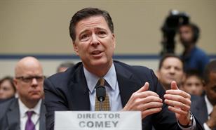 El exdirector del FBI Comey pide desestimar caso penal por errores fundamentales