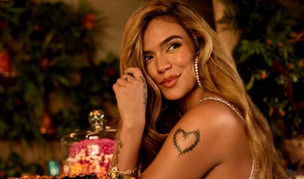 Karol G env&iacute;a una carta al presidente electo de Colombia: "Gobierne para todos"