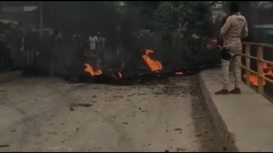 Asesinato de abogado en Juana Méndez, Haití, desata nuevas protestas y bloqueos