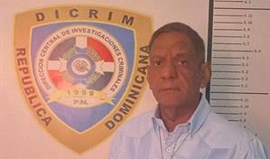 Arrestan a sacerdote acusado de abusar de dos hermanas en Villa Los Almácigos