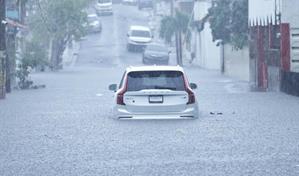 Fuertes lluvias dejan 2,555 desplazados, daños e inundaciones en gran parte del país