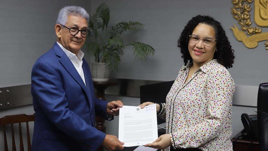 El Gobierno deposita en el Congreso el proyecto de presupuesto 2026 El Gobierno deposita en el Congreso el proyecto de presupuesto 2026