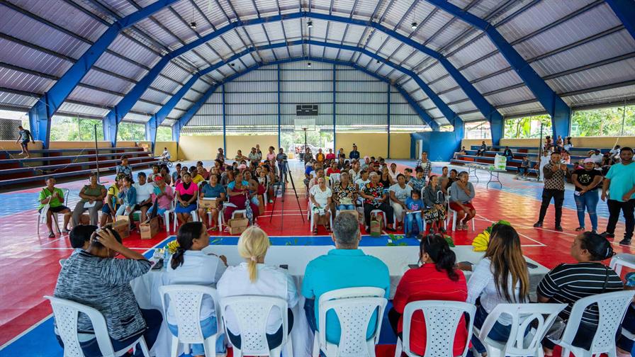 Barahona reafirma su potencial agroproductivo con la décima Ruta Larimar del FEDA