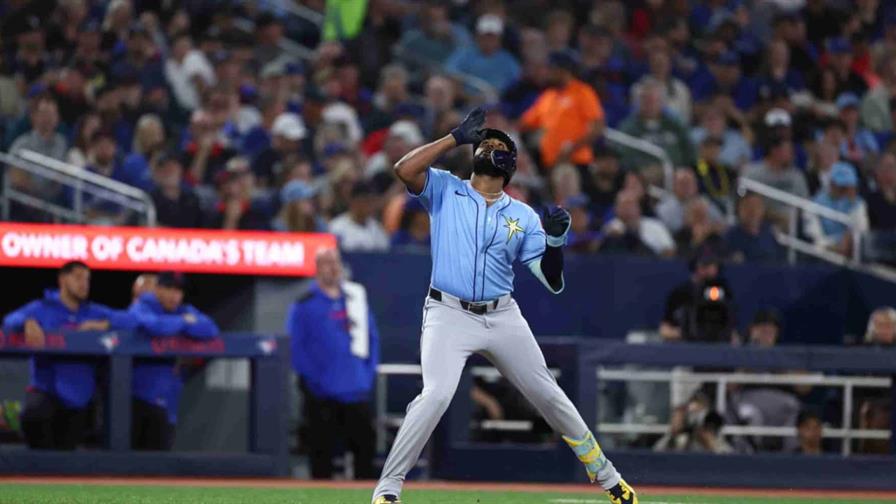 Junior Caminero pega su jonrón 45; Rojos le empatan a los Mets por el último wild card de la LN