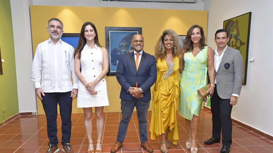 Centro Cultural Banreservas inaugura exposición "Espacio y tiempo" en homenaje a Ada Balcácer