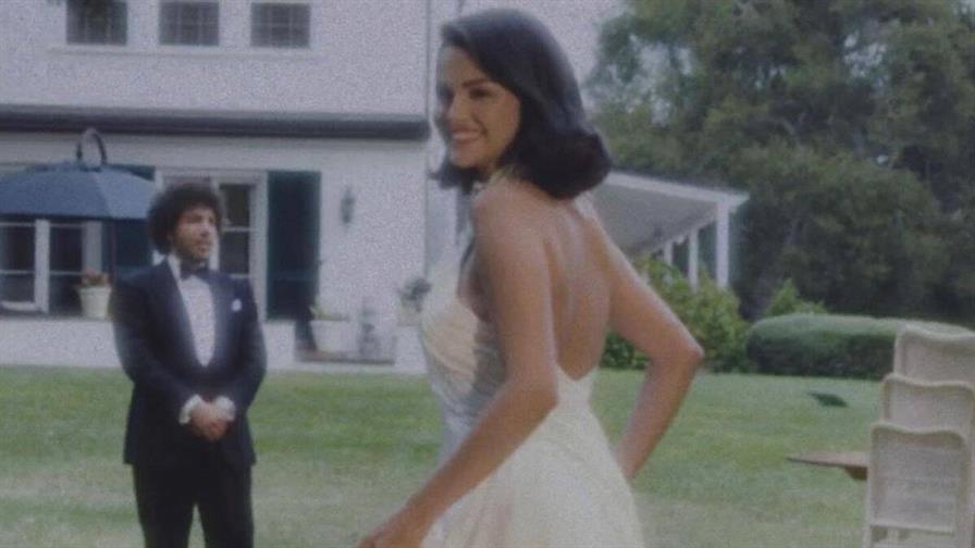 El vestido de novia de Selena Gómez, un guiño vintage con mucho glamour firmado por Ralph Lauren
