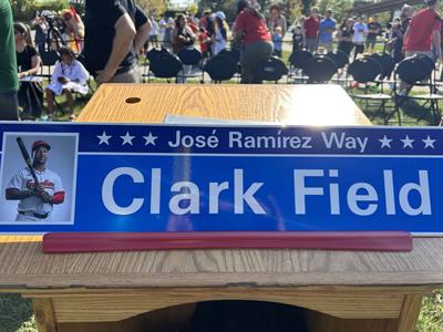 Cleveland nombra una calle en honor al dominicano José Ramírez