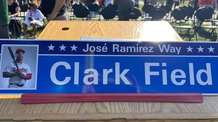 José Ramírez, el primer atleta activo en tener una calle con su nombre en Cleveland