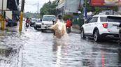 El COE emite alerta verde para el Gran Santo Domingo y San Pedro de Macor&iacute;s por lluvias