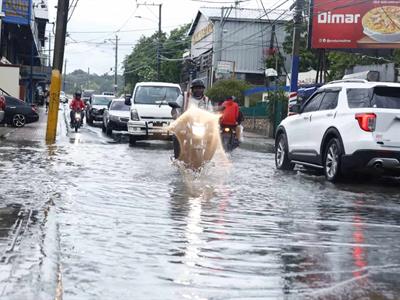 Dominican Republic issues weather alert for nine provinces amid flood risk