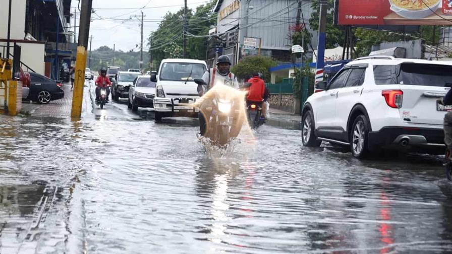 Un sistema frontal seguirá provocando lluvias este domingo Un sistema frontal seguirá provocando lluvias este domingo