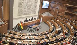 El Parlamento de Bolivia es mayoritariamente femenino