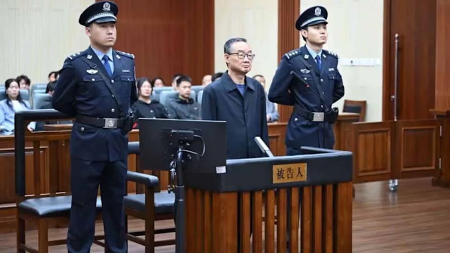 Condenan a muerte en China a exministro de Agricultura por corrupción 