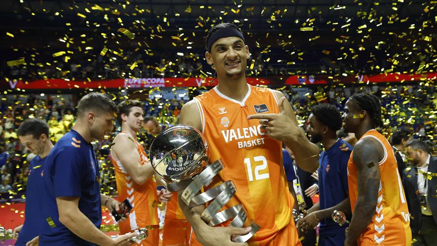 El Valencia Basket somete al Real Madrid para levantar su segunda Supercopa