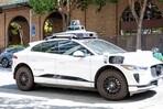 Polic&iacute;a de EE. UU. deja ir a robotaxi tras infracci&oacute;n por no tener chofer