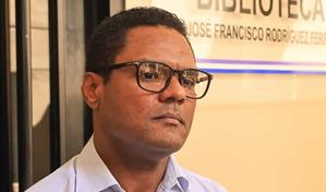 Juez que otorgó permiso laboral a Donni Santana fue movido de su función por casi un mes