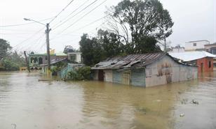 Fen&oacute;menos naturales, cambio clim&aacute;tico, y macroeconom&iacute;a