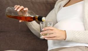 Alcohol en el embarazo: niños condenados antes de nacer